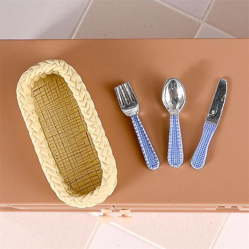 Набір із 3 мініатюрних кухонних іграшок для лялькового будиночка, трисекційний набір виделок і ложок зі сплаву в клітинку, модель, декор для дому, іграшка для гри дітей, прикраси, подарунки