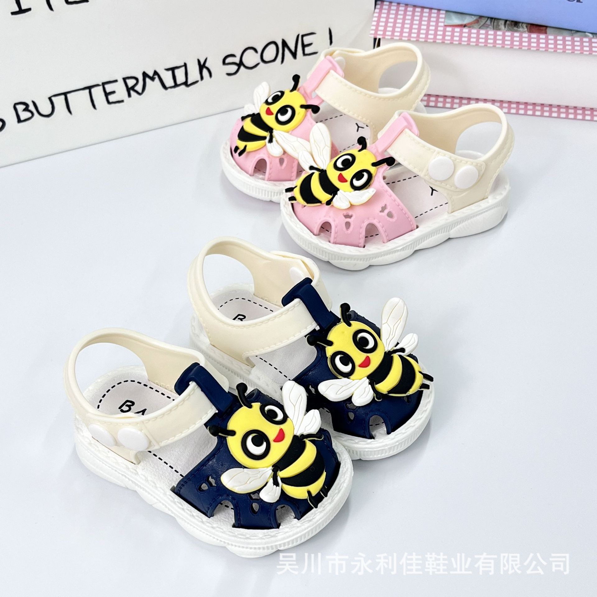 

Summer new model children s sandals for boys and girls, toddler closed-toe non-slip soft-soled cartoon walking sandals for babies and young children 16-20Code（No free shipp