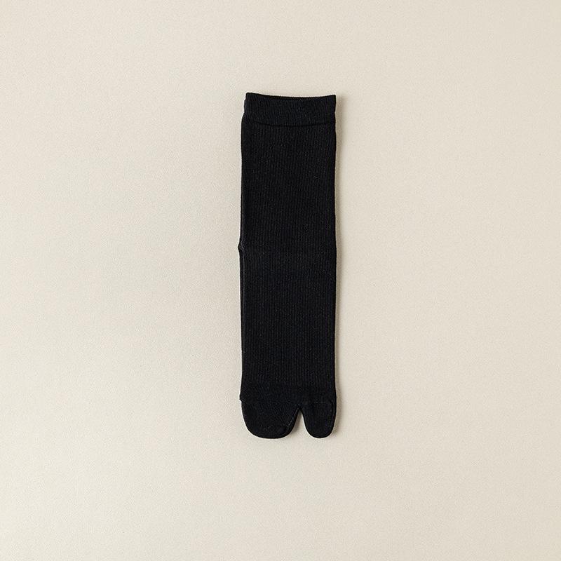 Women s Two-Toe Mid-Calf Cotton Socks - Trendy, Versatile, Thin Spring/Summer Style One Size чёрный