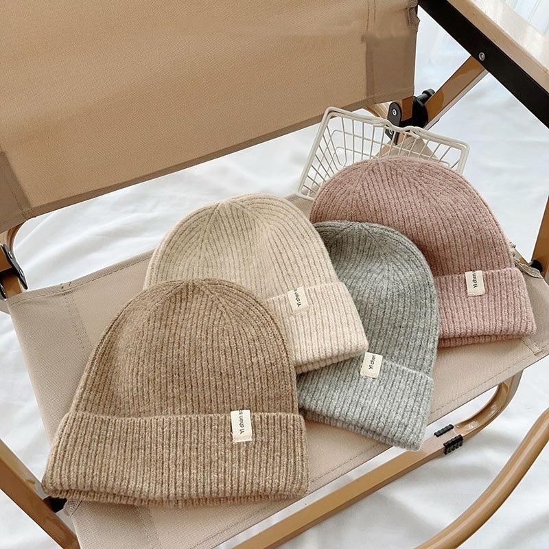 Versatile children's knitted hat with wool baby wool hat Boys and girls autumn and winter warm fashion pullover hat