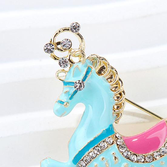 Brooch Zinc Alloy Enamel Pin Carousel Horse Pin with Rhinestones Encrusted Saddle Mane Coat Bag Hat Scarf Accessory