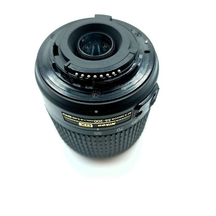 Nikon AF-S DX VR Zoom Nikkor ED 55-200mm f/4-5.6G