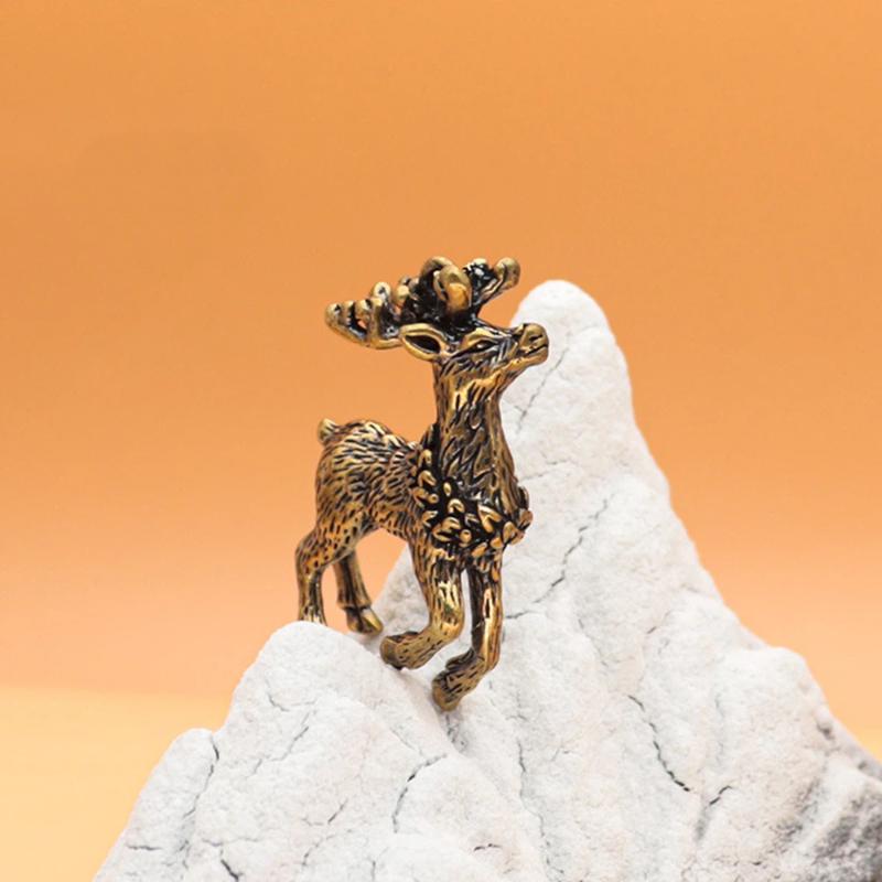Solid Brass Sika Deer Figurines Hand Carved Details Durable For Home Office Desktop Decoration Gift Collection