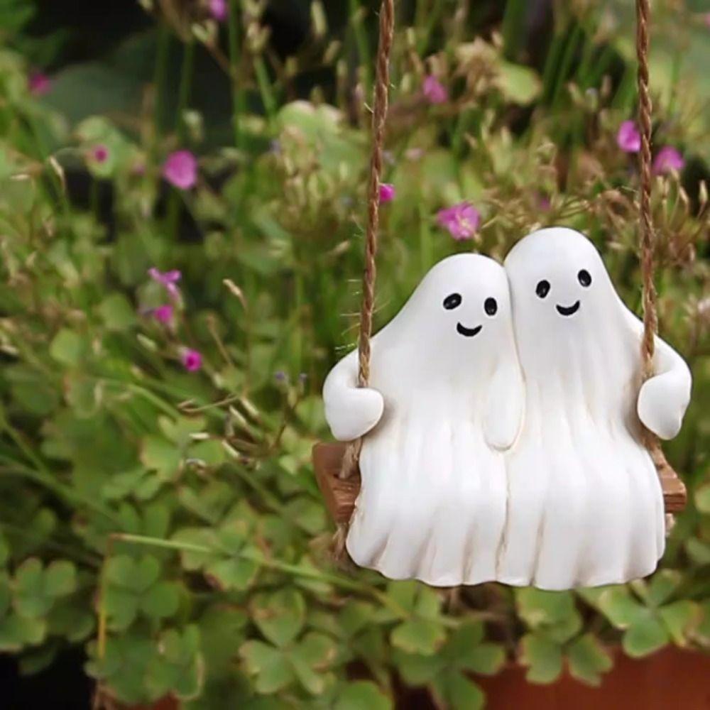 Cute Swinging Ghost Couple Ornament Aesthetic Ghost Swing Decoration Ghost Statue Pendant  Tree