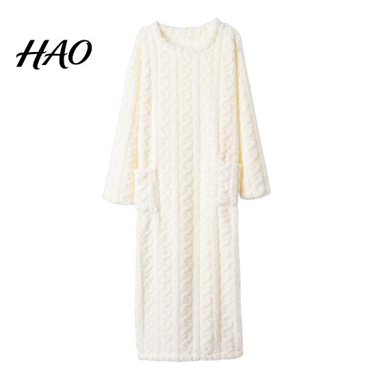 Lyxig Jacquard Loungewear Damflanell Nattlinne Fluffigt Plysch Varm Rundhalsad Lång Sovkläder Lös Vintertröja Nattlinne med Fickor