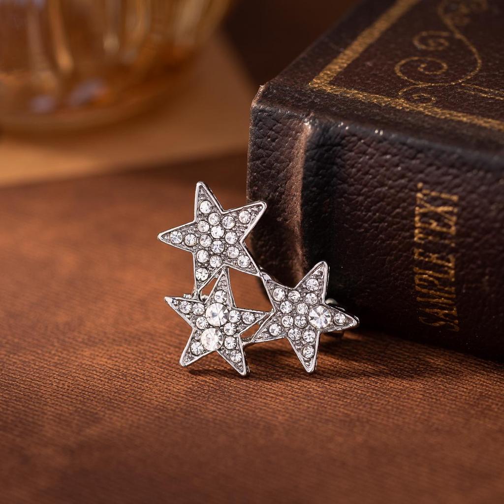 Unisex Fashion Suit Brooch & Corsage Pin for Sweaters