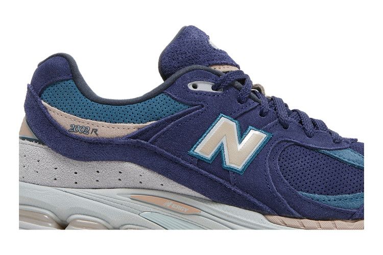 Men's Sneakers New Balance 2002R 'Night Tide'