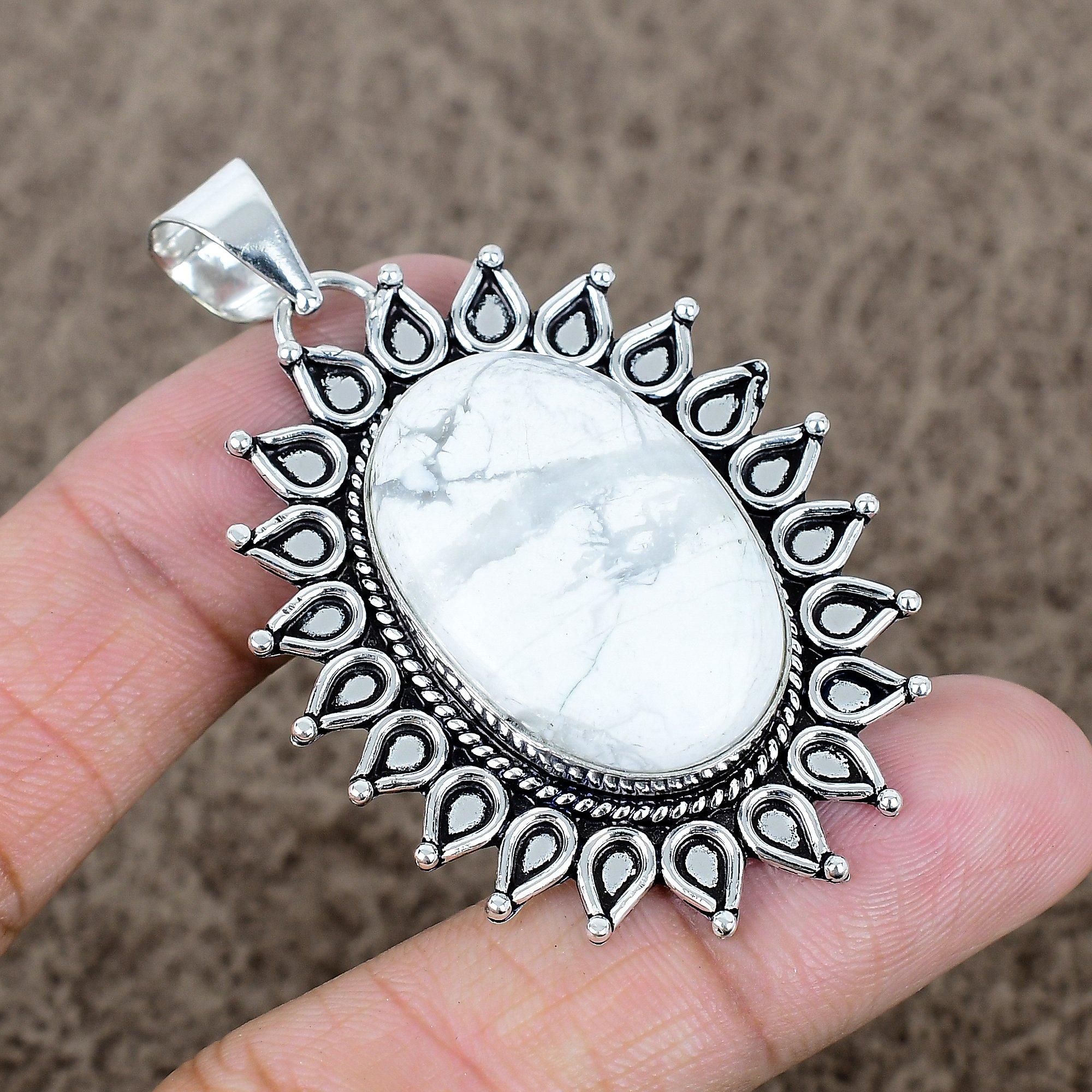 

Камінь Говліт Яшма Ручна робота Срібло 925 проби Ювелірна підвіска 2.36 KKG-757