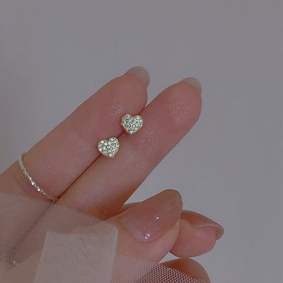 Voller Diamant Liebe Ohrstecker weibliche koreanische Ins Temperament herzförmige Ohrringe Design Nische Zirkon Ohrringe