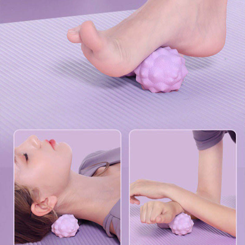 Massage Ball Textured Solid Yoga Ball for Foot Neck Shoulder Muscle Relief Dual Exercise Physio Roller Deep Tissue