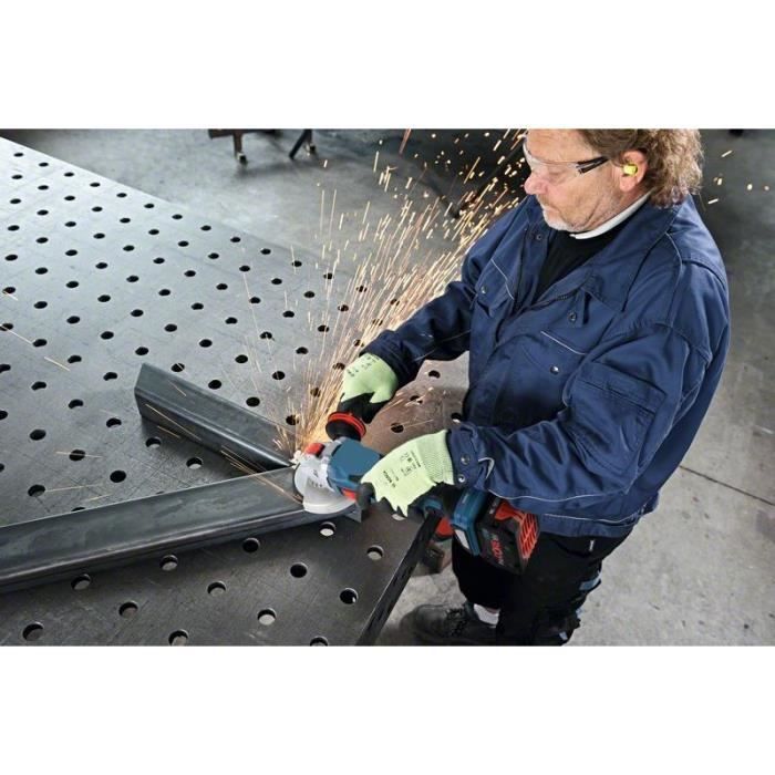 Bosch Professional GWX 18V-15 C Angle Grinder + 2 ProCORE 5.5Ah Batteries + GAL 1880 CV Charger + L-Boxx - 06019H6402