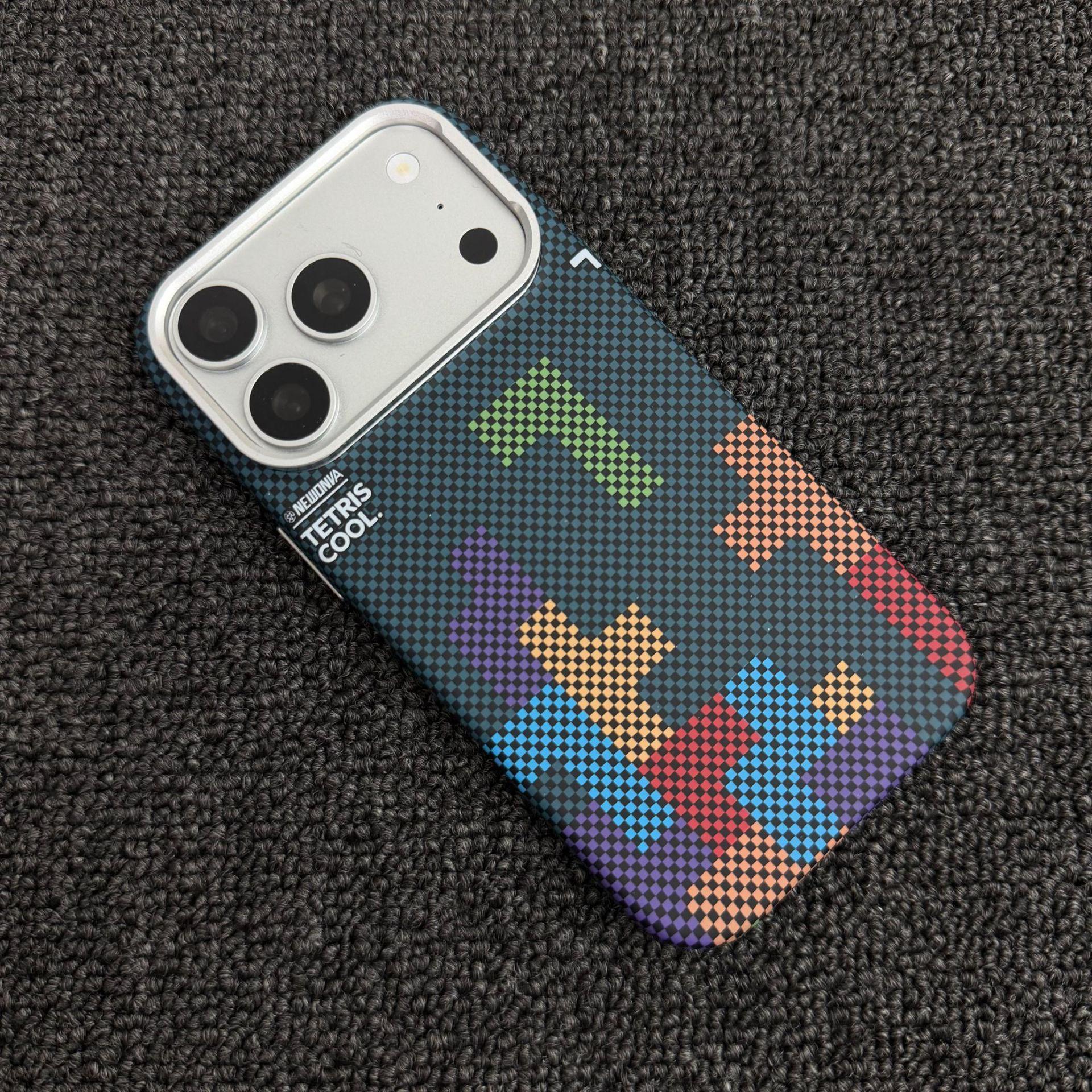 iPhone 17 Pro Max/Huawei Mate 80 Pro Max Magnetic Tetris Feel PC Case iPhone 16
