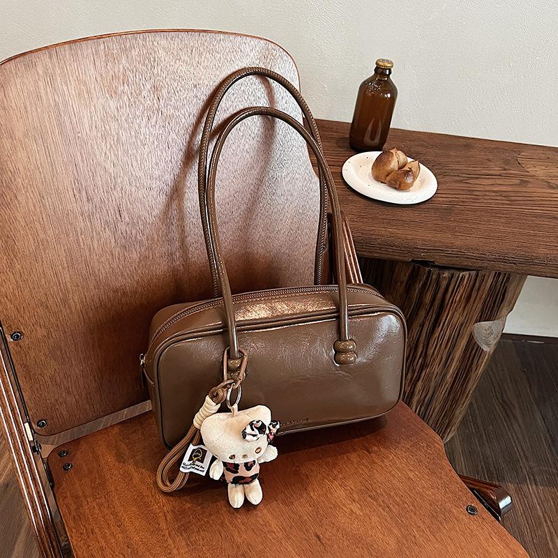 This Year's Popular Retro High-end Pillow Bag Women's Autumn and Winter Boston Bag Commuter Portable Shoulder Armpit Bag Tide