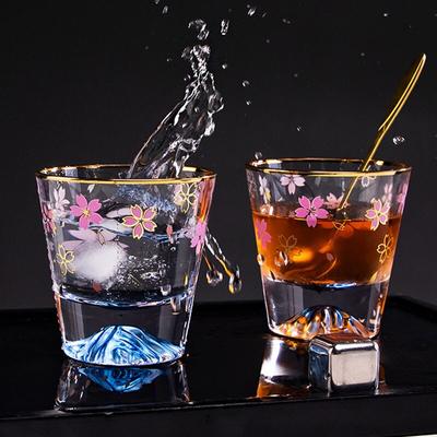 1 Adet 260 ml Japonya'nın Fuji Dağı Kiraz çiçekleri Cam Bardak Şeffaf Altın Kenar Kahve Kupa Bira Viski Bardağı Isıya Dayanıklı Süt Suyu Kupa