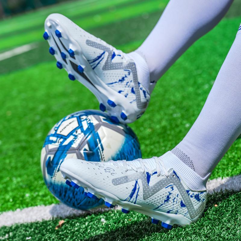 Professional Soccer Shoes Men Anti-slip Lace-up Long Sports Shoes Men Grass Wear-resistant Ultra-light Football Boots Men