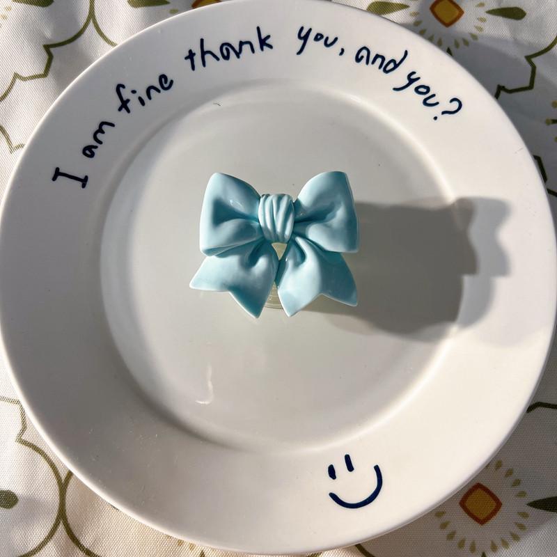 

Korean Sweet Bow Phone Airbag Holder - Retractable Desktop Sticker