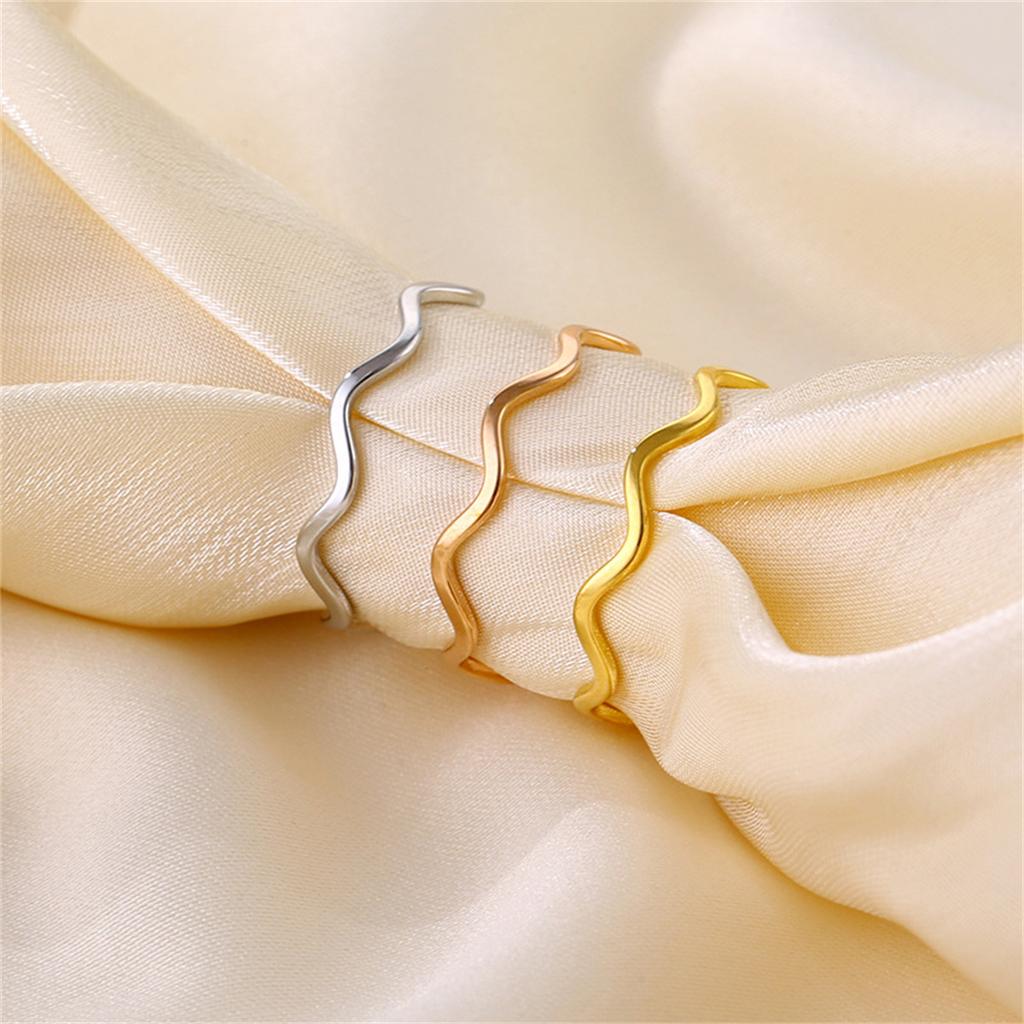 Fashion Simple Wave Ring Stainless Steel Women‘s Vintage Geometric Line Finger Rings Wedding Jewelry Gift for Lover Couple New