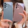 Simple Checkered Black For Samsung Galaxy S10 4G S20 11E 30 S21 21Fe 22 S24 Pro S23 Ultra 5G S8 S9 Tempered Glass Phone Case