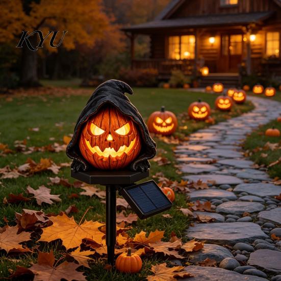 Warm Amber Light Solar Halloween Pumpkin Garden Stake Light, Waterproof Resin LED Decorative Lawn Lamps Lantern, Spooky Yard Lighting for Outdoor