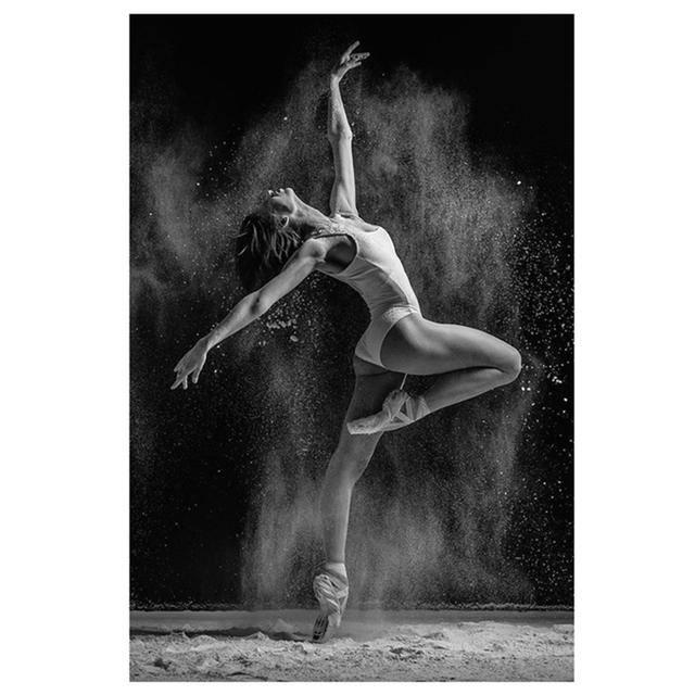 Black and White Ballet Dancer Canvas Painting Elegant Ballerina Pose Print Poster Wall Art Picture Dance Room Home Decor Cuadros