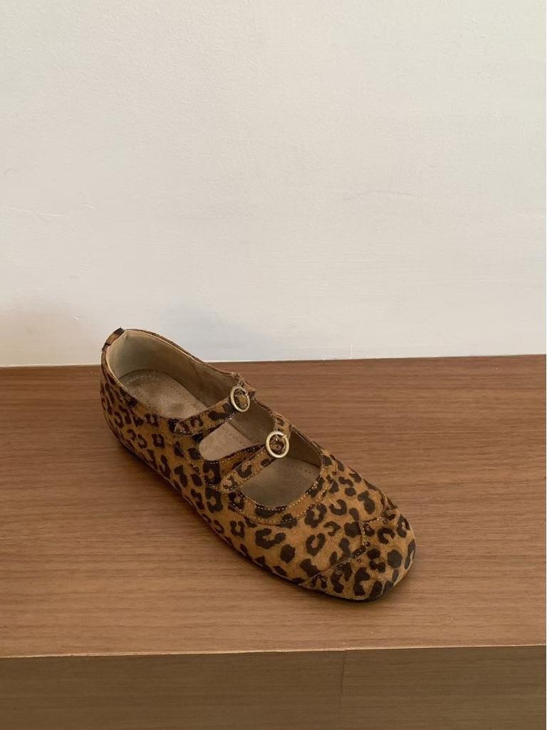 Inner height increase brown round head Mary Jane shoes small leather shoes autumn shoes with skirt single shoes ballet shoes