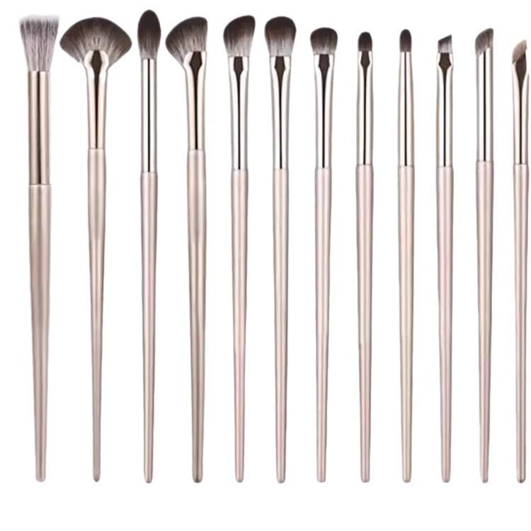 15-teiliges vergoldetes Lidschattenpinsel-Set mit tragbarer Tasche