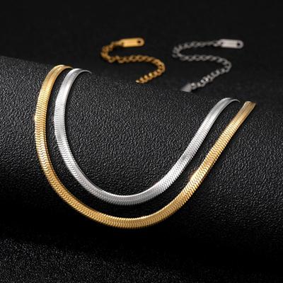 Girl Snake Bone Chain Fashion Nightclub Party Gift Versatile Jewelry Necklace Women Elegant Charm Sweater Chain