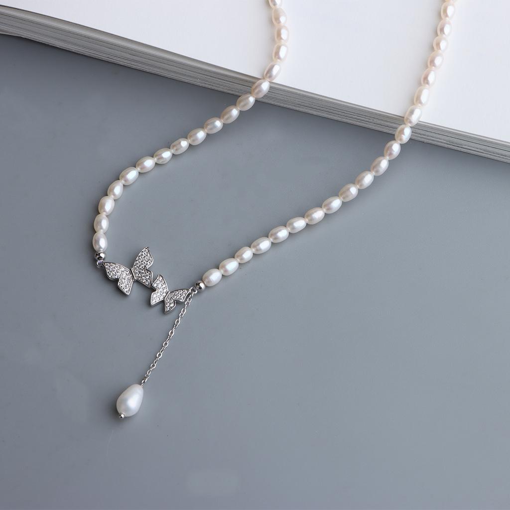 Pearl Necklace Versatile In Style Natural Freshwater Rice Pearl Butterfly Fringed Clavicle Chain Premium Sense