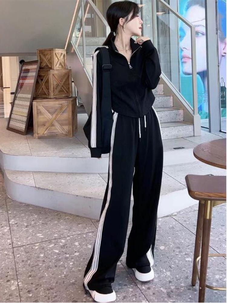 

Женский спортивный костюм с воротником-стойкой, осень 2025 г.: Модный облегающий комплект из двух предметов, замедляющий старение L