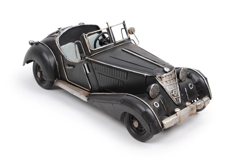 

Декоративная металлическая машина