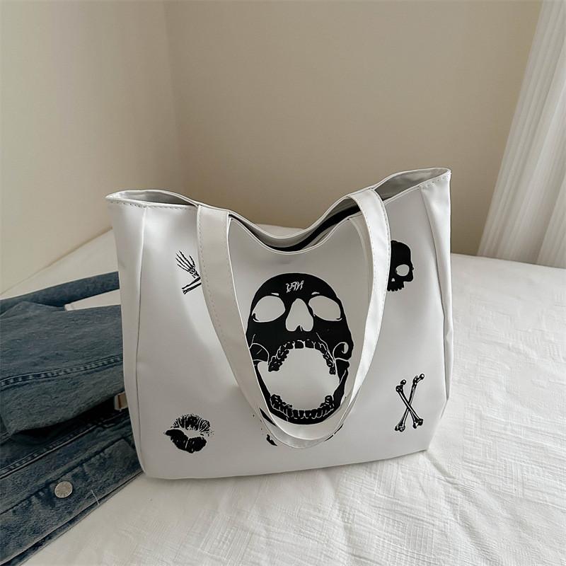 Stylish Fashionable Tote Bag For College Students Versatile Shoulder Carrying Black And White