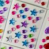 Mini Edelsteinaufkleber-Selbstklebend Mehrfarbig Sortierte Formen(Herzen,Sterne,Blumen)für DIY Basteln, Nagelkunst, Gesichts- und Körperdekoration