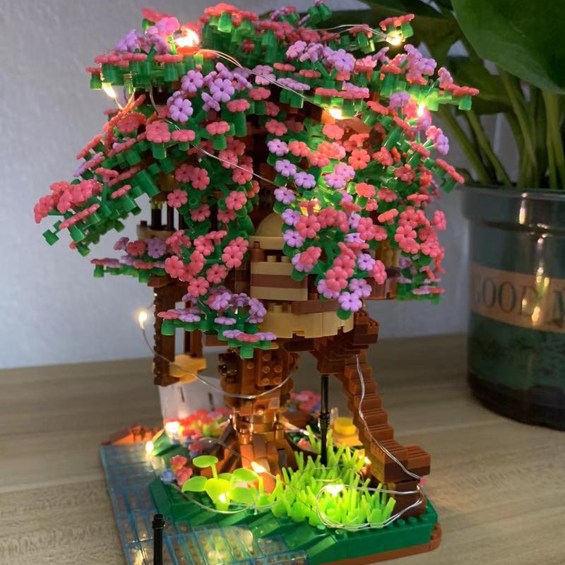 Knew Built Mini Sakura Tree House Building Blocks City Street View Cherry Blossom Model Build Brick Assemble Toys Children Gift