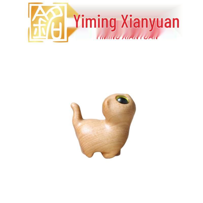 Yi Ming Cypress Wood Carved Cat Ornament Pocket-Sized Decoration