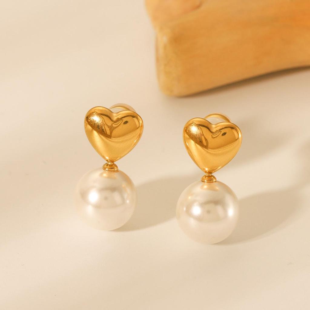 Elegant Stainless Steel Heart Pearl Stud Earrings for Women, Light Luxury Titanium Steel with a High-End Feel