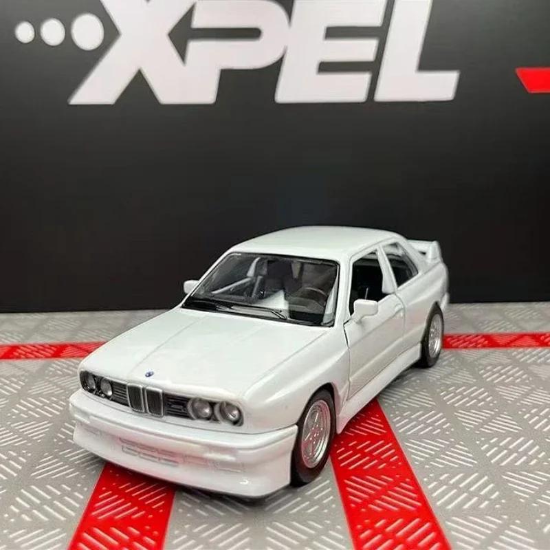 Modely autíček BMW M3 1987 v měřítku 1/36, slitina diecast, otevírací dveře, natahovací, retro modely vozidel pro děti, kluky, dárky, sbírka