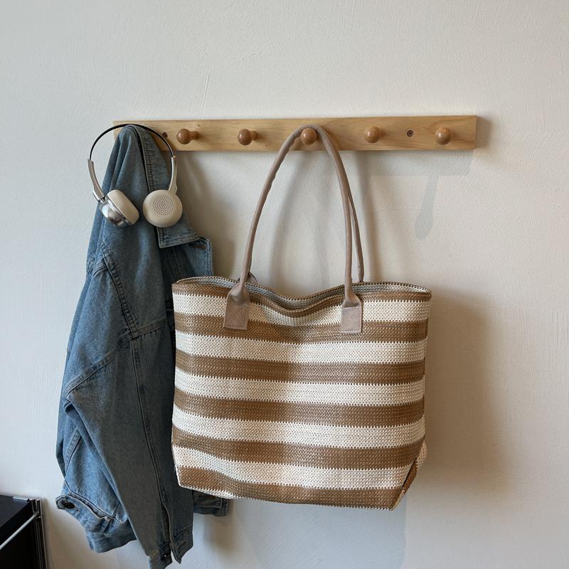 Shoulder Bag Striped Contrast Woven Bag Large Capacity Straw Tote Bag