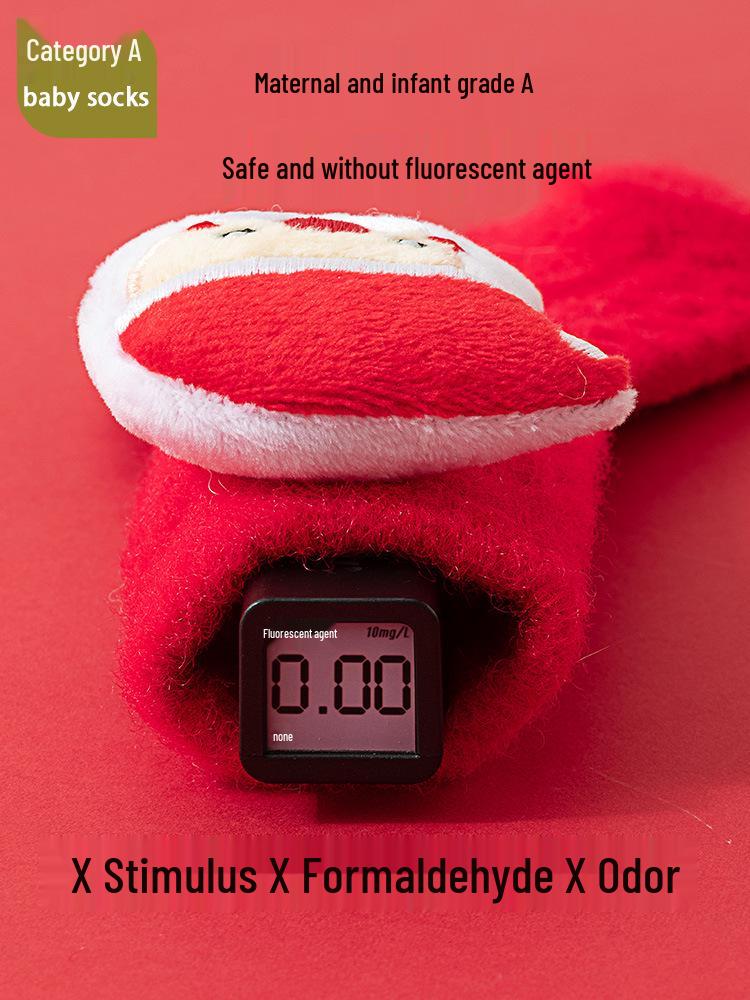 Cozy Christmas Fleece Socks for Newborns and Toddlers, Warm and Festive Red for Boys and Girls.