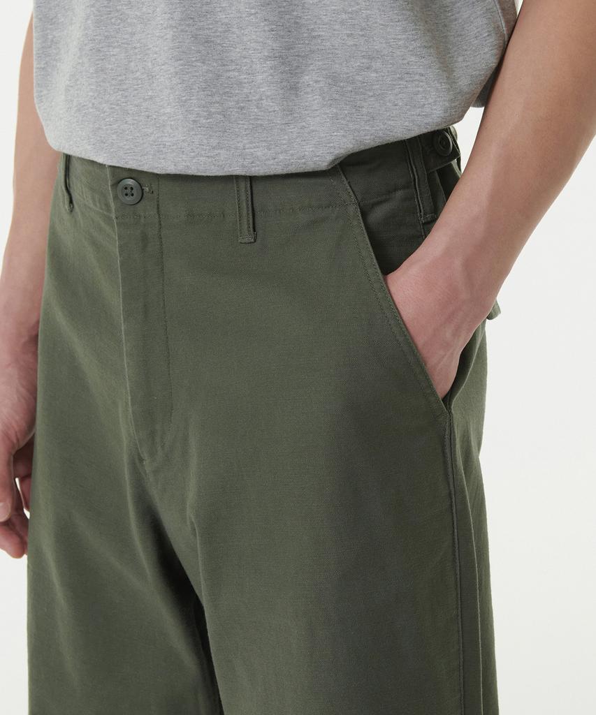 MUSINSA STANDARD Back Satin Parachute Pants [Khaki]