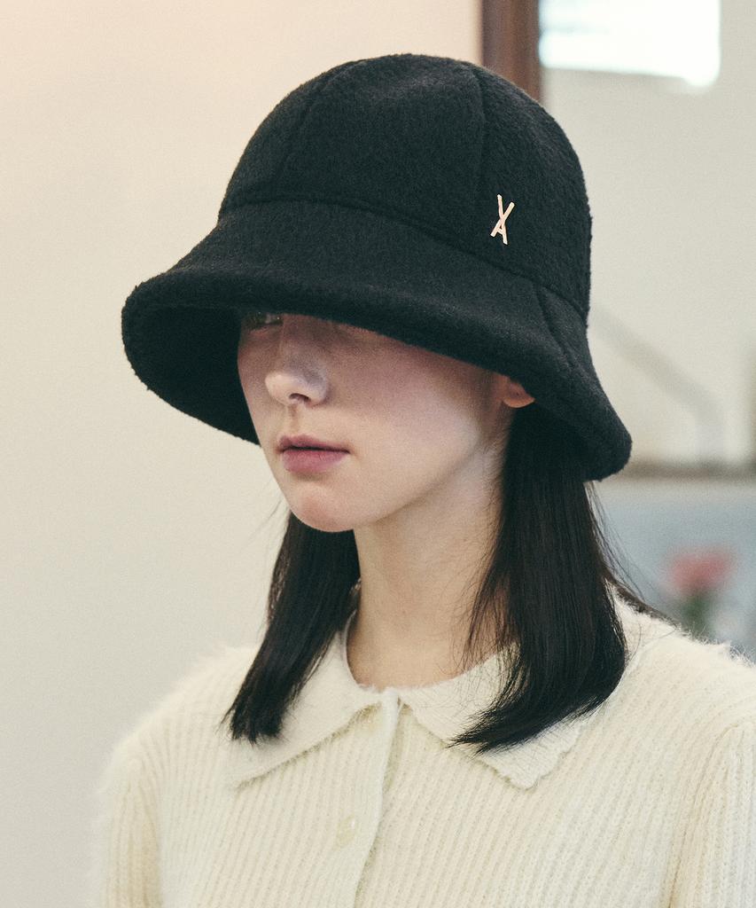 Bajal Va Studded Wool Bucket Hat Black