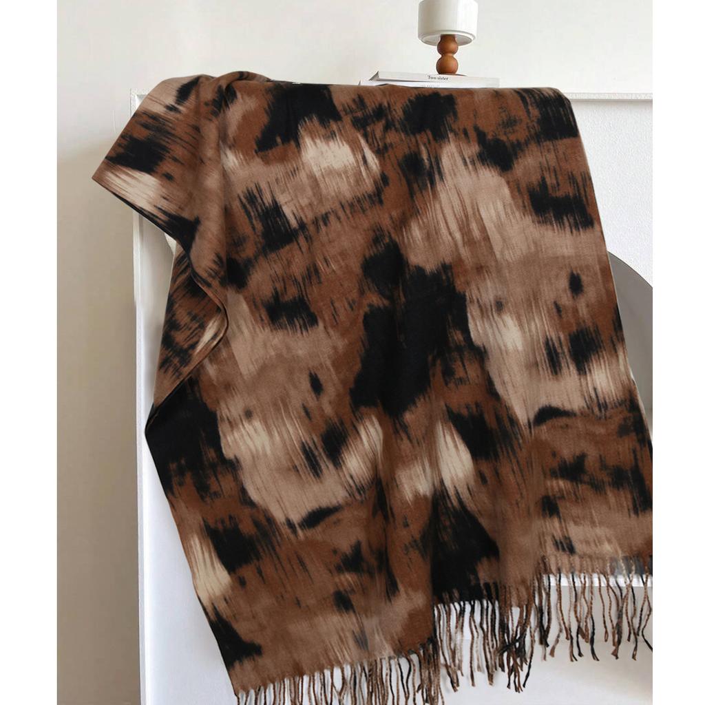 Imitation cashmere graffiti color block printing scarf women's winter fashion simple scarf medium and long thermal cape