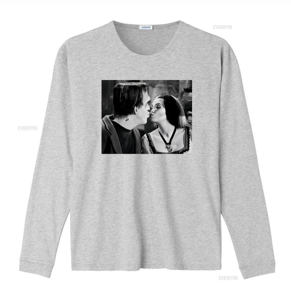 Lily and Herman Munster Kiss Classic Horror Frankenstein T Shirt 414 Vintage Washed Stretched Designer Clothes Homme Unisex