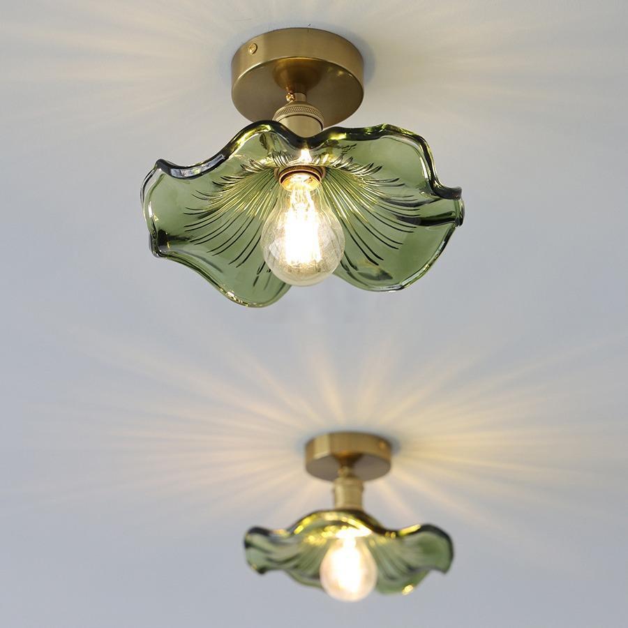 Retro Green Lotus Leaf Ceiling Light - Nordic Minimalist Design for Restaurants, Entrances, Balconies, Bars, and Aisles