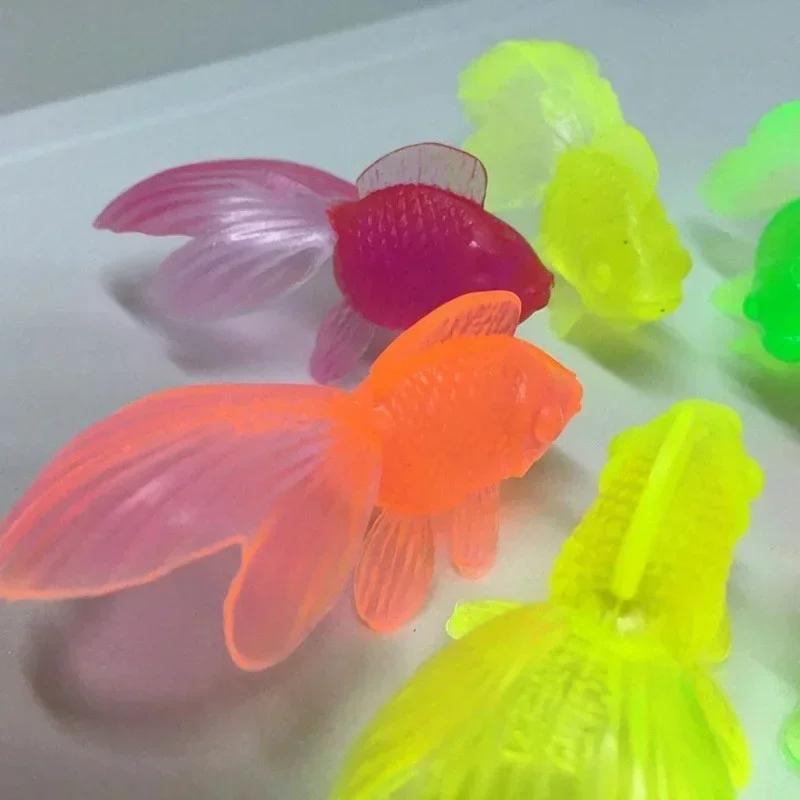 10Pcs Children's Gift Soft Rubber Goldfish Toy Bathing Toy Goldfish Model Children’s Fun Toy Swimming Beach Toy Home Accessories