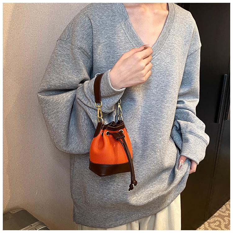 Cute Kids' Bucket Bag - Drawstring Mini Crossbody for Parent-Child with Creative Coin Purse