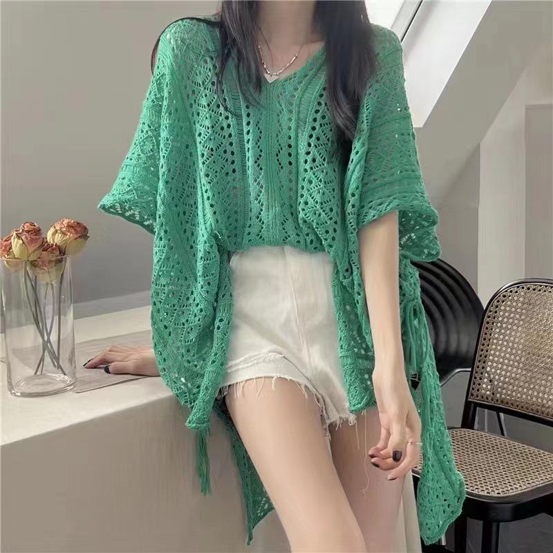 Vintage V-Neck Knitted Sweater: Summer Style Loose Pullover Cardigan for Women