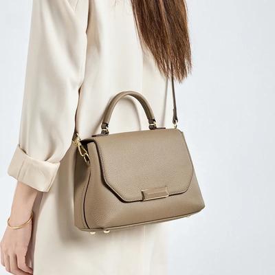 Genuine Leather Crossbody Bag for Women Casual and Versatile with a First Layer of Leather Bag