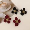 Fashion Red Velvet Geometric Flower Stud Earrings for Women Unusual Earrings Vintage Ear Jewelry Wedding Party Accessories Gifts