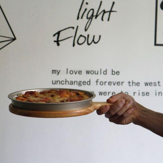 Kulatá nepřilnavá pánev pro pizzu z uhlíkové oceli podnos pro domácí pečení