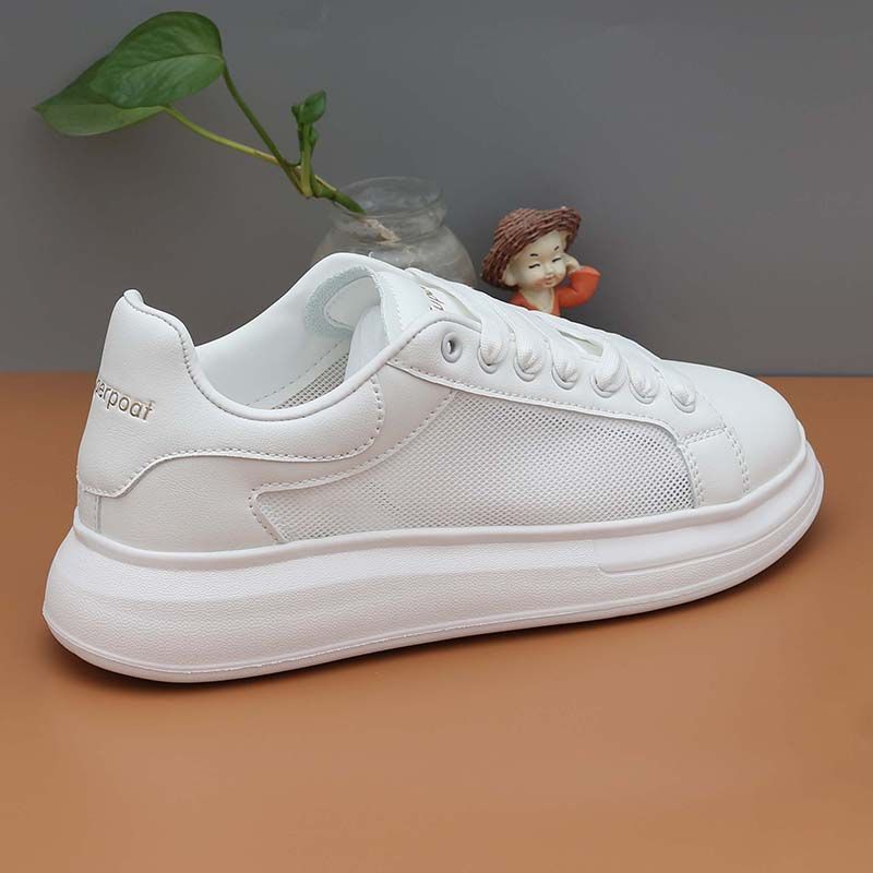 Women'S Fashionable Skate Shoes with a Soft White Sole, Trendy And Comfortable for All Seasons, Lightweight, Non-Slip Lace-Up White Sneakers for Women